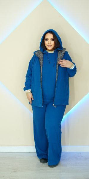 Костюм